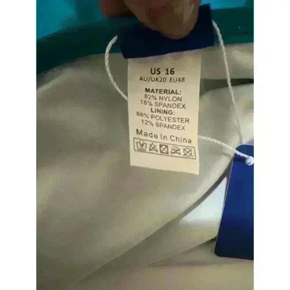 Hilor Aqua One-Piece Criss Cross Back Swimsuit NWT Size 16 - Picture 7 of 11